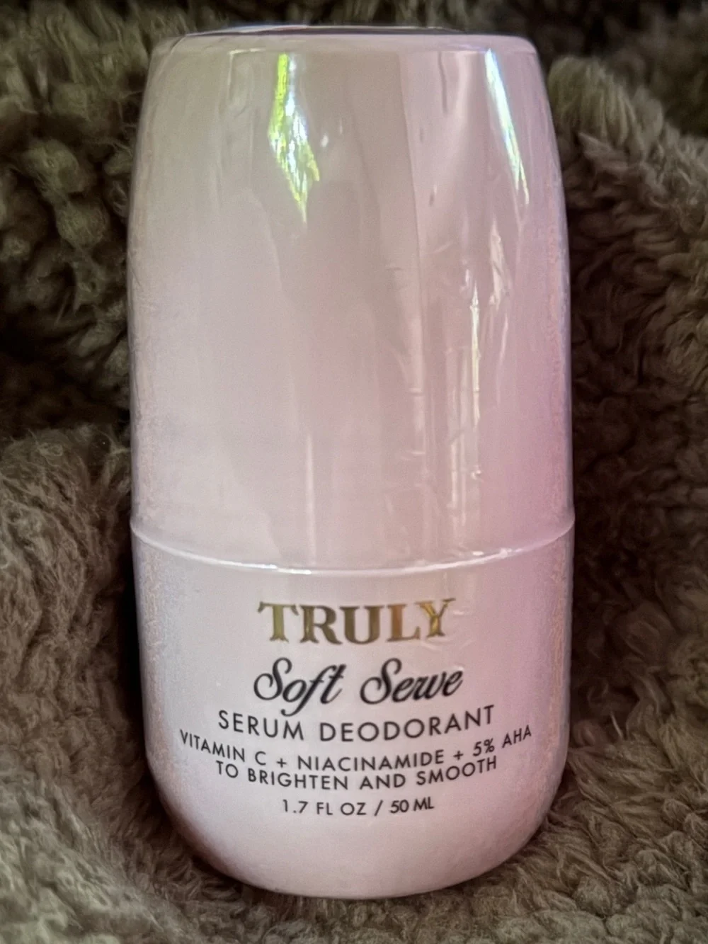 TRULY Soft Serve Serum Deodorant - Light Pink